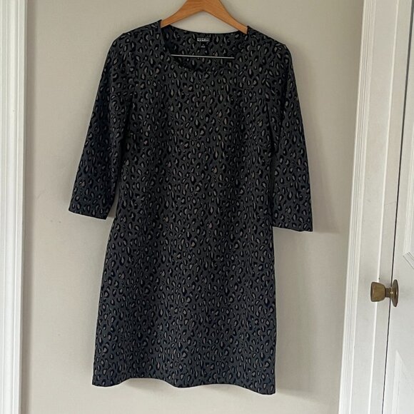 Nicole Miller Gray Leopard Long Sleeve Mini Dress size Large - Picture 2 of 8